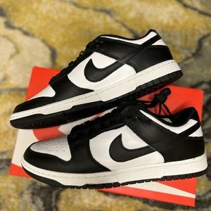 Men’s Nike Dunk Low Size 9 ‘PANDA’